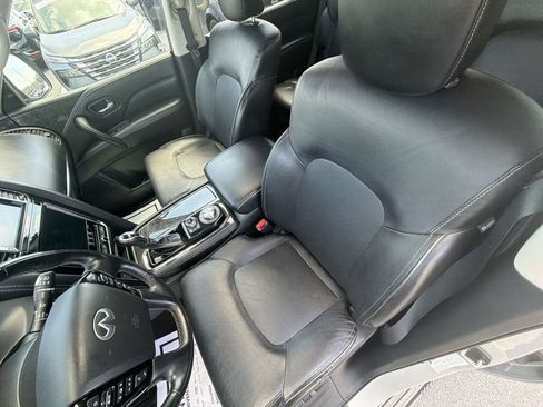 Used 2021 INFINITI QX80 Luxe image 11