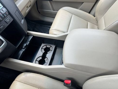 Used 2011 Honda Pilot EX-L image 24