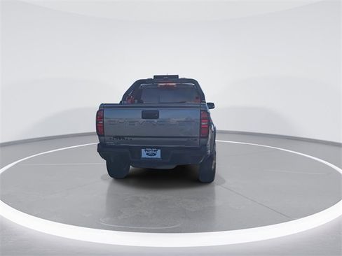 Used 2021 Chevrolet Colorado ZR2 w/ ZR2 Dusk Special Edition image 7