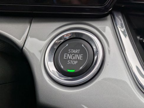 New 2026 Chevrolet Trax LT image 19