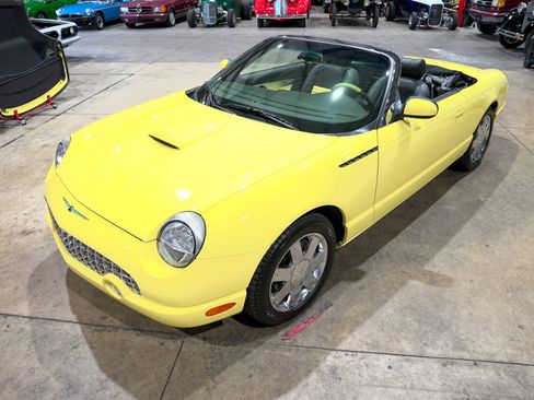 Used 2002 Ford Thunderbird RWD image 15