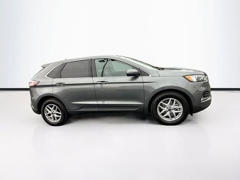 Certified 2022 Ford Edge SEL w/ Convenience Package AWD/4WD image 9