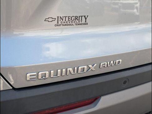 Used 2025 Chevrolet Equinox LT AWD/4WD image 10