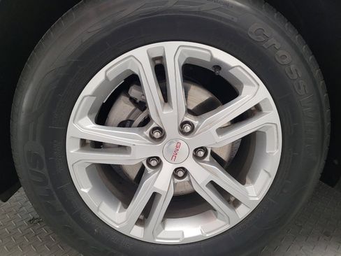 Used 2019 GMC Terrain SLE image 31