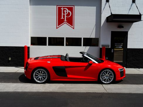 Used 2017 Audi R8 V10 image 70