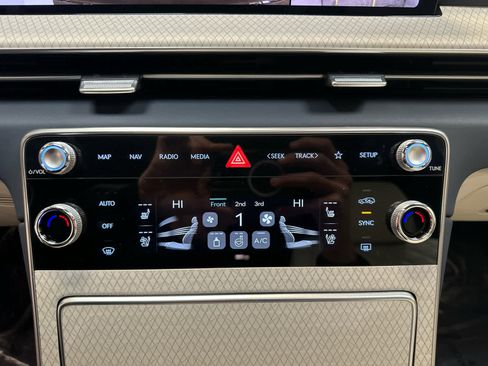 New 2026 Genesis GV80 3.5T Prestige image 18