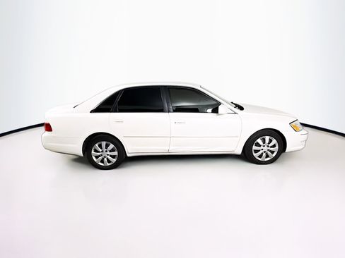 Used 2003 Toyota Avalon XL image 2
