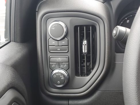 New 2026 GMC Sierra 2500 Pro w/ Convenience Package image 24