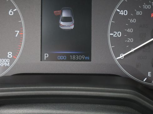 Used 2025 Toyota Corolla SE FWD image 37