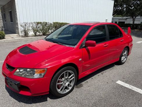 Used 2006 Mitsubishi Lancer Evolution AWD/4WD image 2