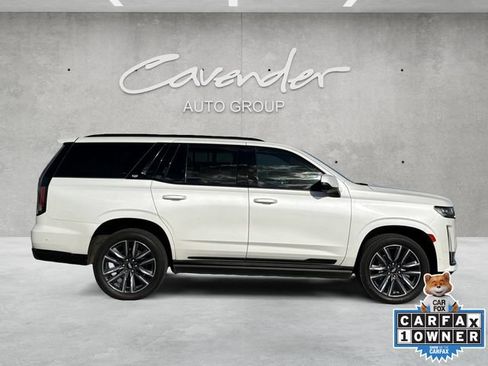 Used 2022 Cadillac Escalade Sport w/ Touring Package RWD image 17