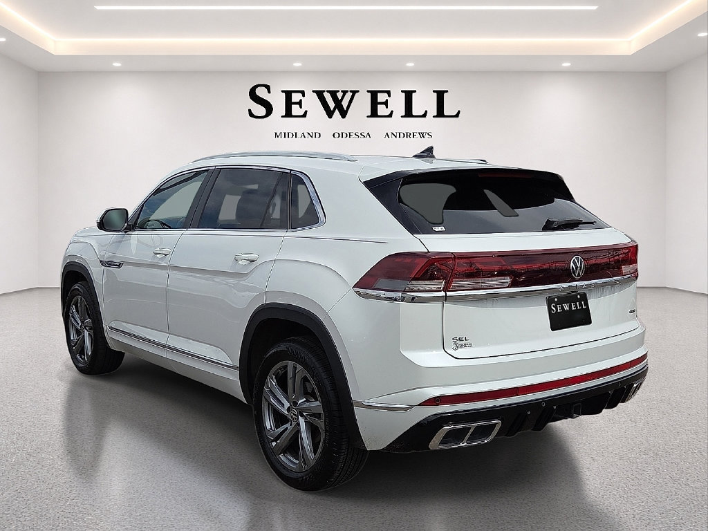 Used 2024 Volkswagen Atlas Cross Sport SEL R-Line AWD/4WD image 3