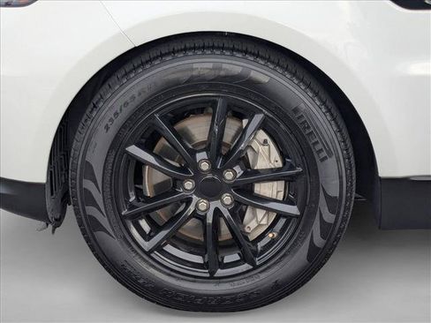 Used 2019 Land Rover Range Rover Sport SE AWD/4WD image 25