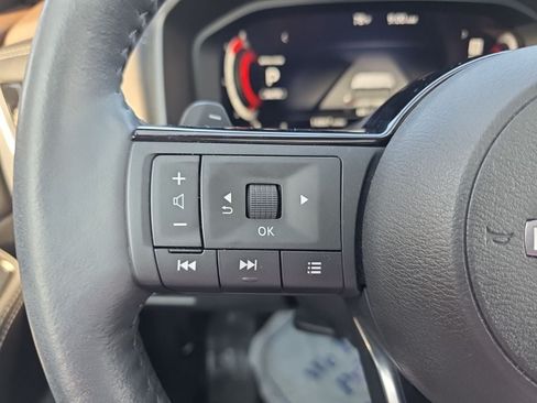 Certified 2022 Nissan Rogue Platinum w/ Head-Up Display Package AWD/4WD image 21