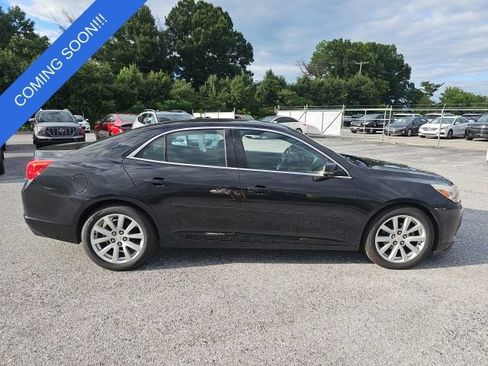 Used 2014 Chevrolet Malibu LT FWD image 2