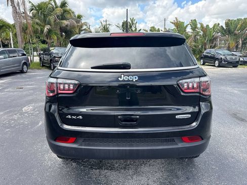 Used 2020 Jeep Compass Latitude AWD/4WD image 4