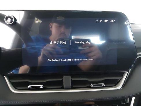 New 2026 Chevrolet Equinox LT w/ Convenience Package II FWD image 21