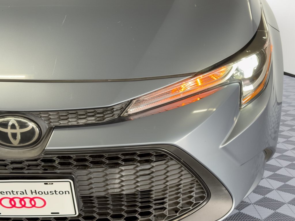 Used 2020 Toyota Corolla LE FWD image 12