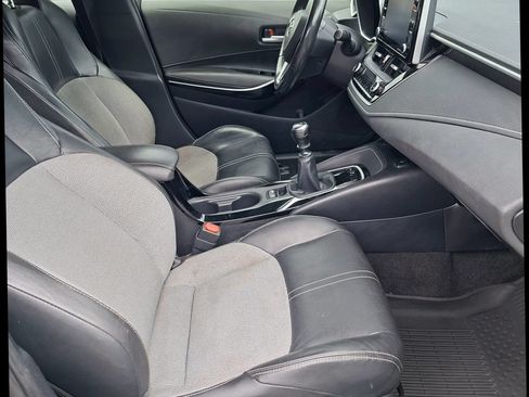 Used 2021 Toyota Corolla XSE FWD image 11