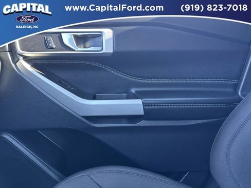 Certified 2022 Ford Explorer XLT image 27