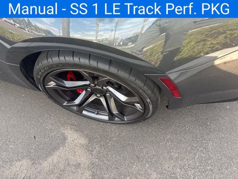 Used 2018 Chevrolet Camaro SS RWD image 25