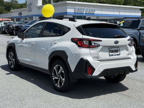 Used 2024 Subaru Crosstrek 2.0i Premium AWD/4WD image 4