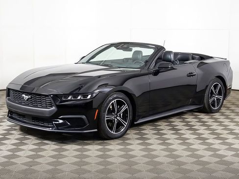 Used 2024 Ford Mustang Premium image 10