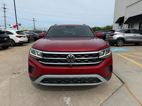 Used 2020 Volkswagen Atlas Cross Sport SEL Premium AWD/4WD image 2