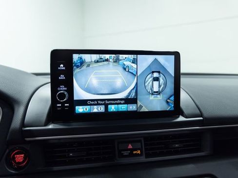 Used 2025 Honda Pilot Black Edition image 18