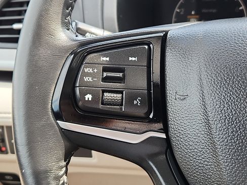 Certified 2025 Honda Odyssey EX-L image 22