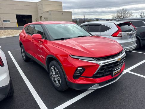 Used 2024 Chevrolet Blazer LT image 8