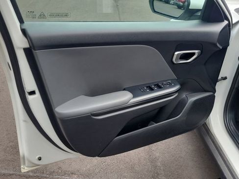 Certified 2025 Kia K4 FWD image 7
