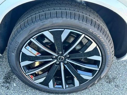 New 2026 Volvo XC90 T8 Ultra w/ Protection Package Premier AWD/4WD image 31
