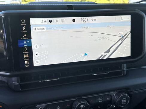 New 2025 Jeep Gladiator Rubicon image 23