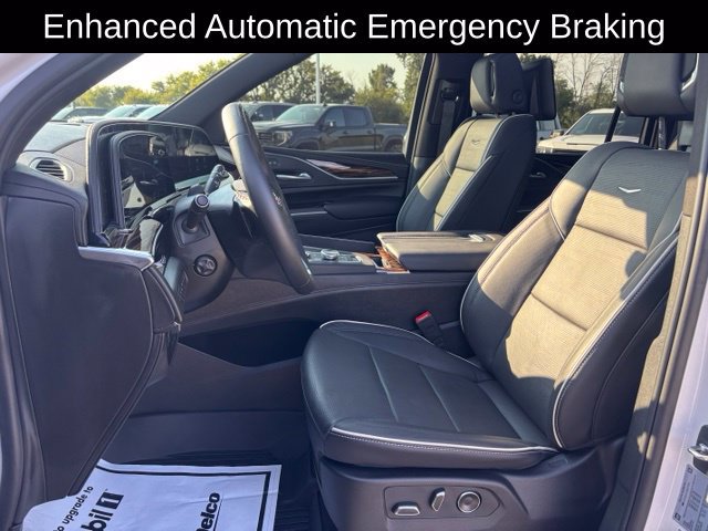 Certified 2024 Cadillac Escalade ESV Premium Luxury w/ Performance Package AWD/4WD image 19