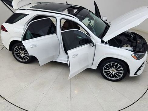 Used 2024 Mercedes-Benz GLE 450e 4MATIC w/ AMG Line Exterior image 85