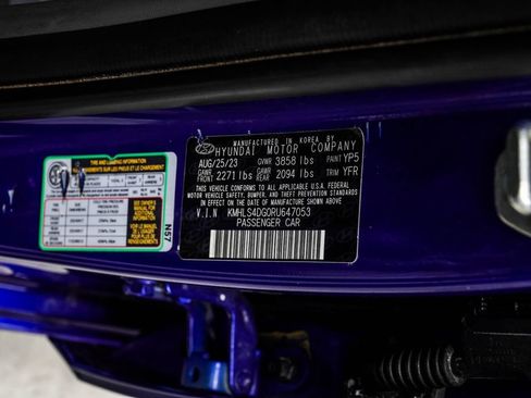 Used 2024 Hyundai Elantra SEL w/ Convenience Package image 38