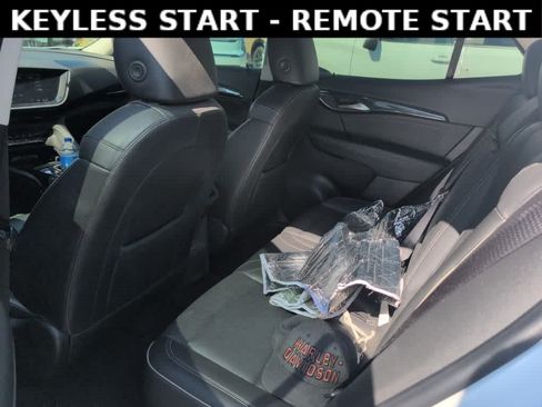 Used 2021 Buick Envision Essence w/ Technology Package I FWD image 7