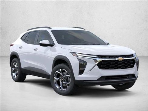 New 2026 Chevrolet Trax LT FWD image 7