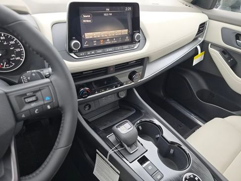 New 2026 Nissan Rogue SV image 25