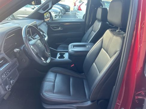 Used 2022 Chevrolet Tahoe RST w/ Luxury Package image 2