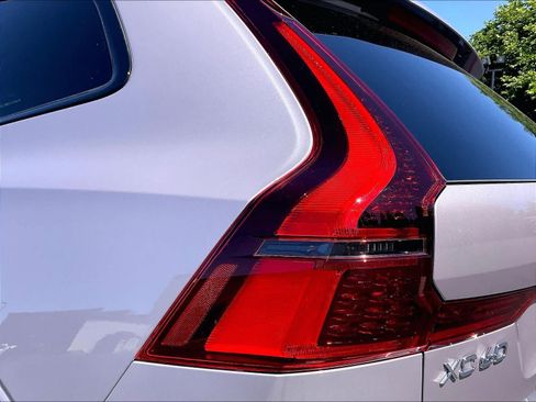 New 2026 Volvo XC60 B5 Plus w/ Climate Package AWD/4WD image 25