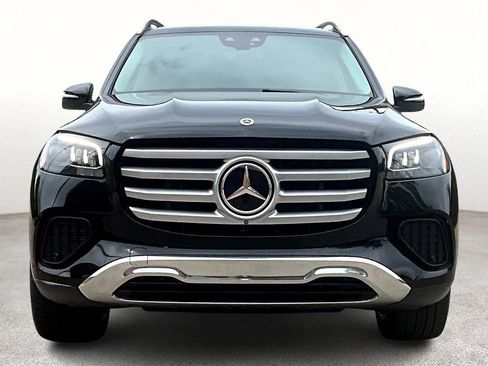 Used 2024 Mercedes-Benz GLS 450 4MATIC image 4