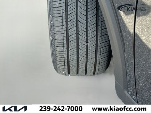 New 2025 Kia K4 LXS image 37