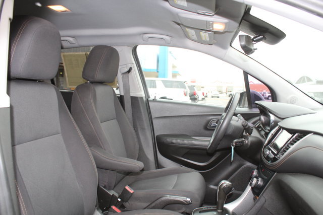 Used 2019 Chevrolet Trax LT FWD image 13
