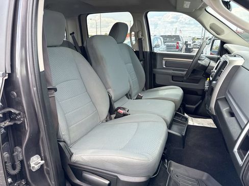 Used 2019 RAM 1500 Classic SLT RWD image 25