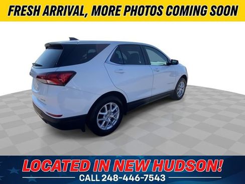 Used 2024 Chevrolet Equinox LT image 2