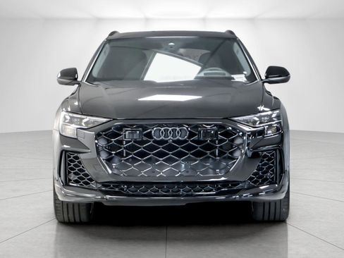 New 2025 Audi RS Q8 performance image 8