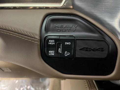 Used 2022 RAM 2500 Limited image 27