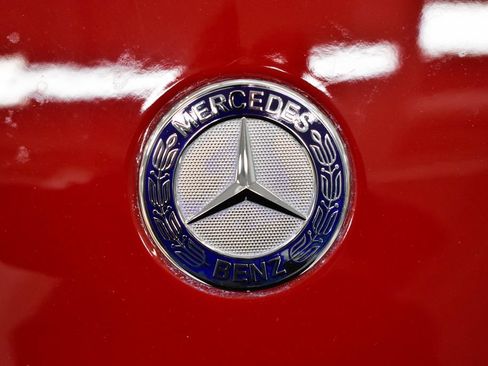 Used 2014 Mercedes-Benz SLK 250 image 9